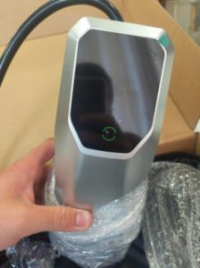 Chargeur portable 11 KW triphasé - 400V - 16A photo review