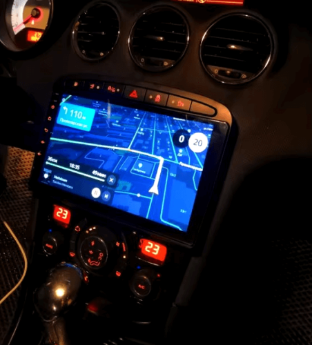 Autoradio Peugeot 308 CarPlay photo review