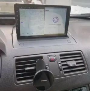 Autoradio Volvo XC-90 CarPlay photo review