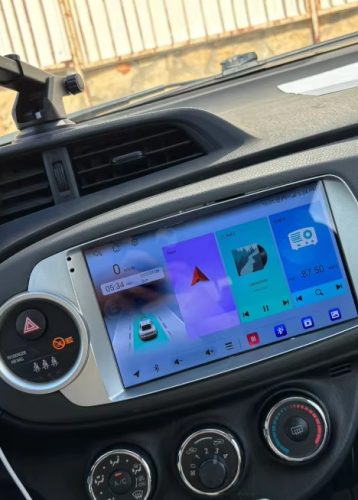 Autoradio Toyota Yaris CarPlay photo review