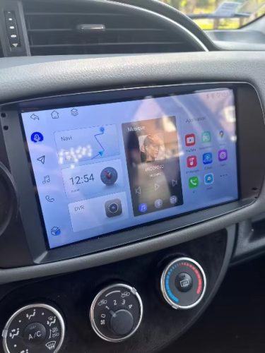 Autoradio Toyota Yaris CarPlay photo review