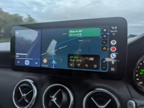 Autoradio Mercedes Classe C CarPlay photo review