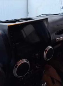 Autoradio Jeep Wrangler CarPlay photo review