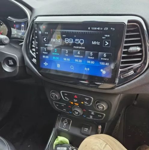 Autoradio Jeep Compass CarPlay photo review