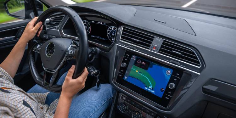 synchronisation Commande au volant autoradio