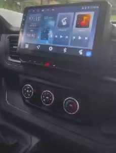 Autoradio CarPlay Renault Trafic photo review