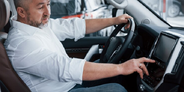 Lire la suite à propos de l’article Comment monter un autoradio dans sa voiture ?