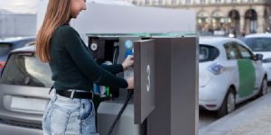 Lire la suite à propos de l’article Borne de recharge triphasé 11 kW : comment bien choisir ?